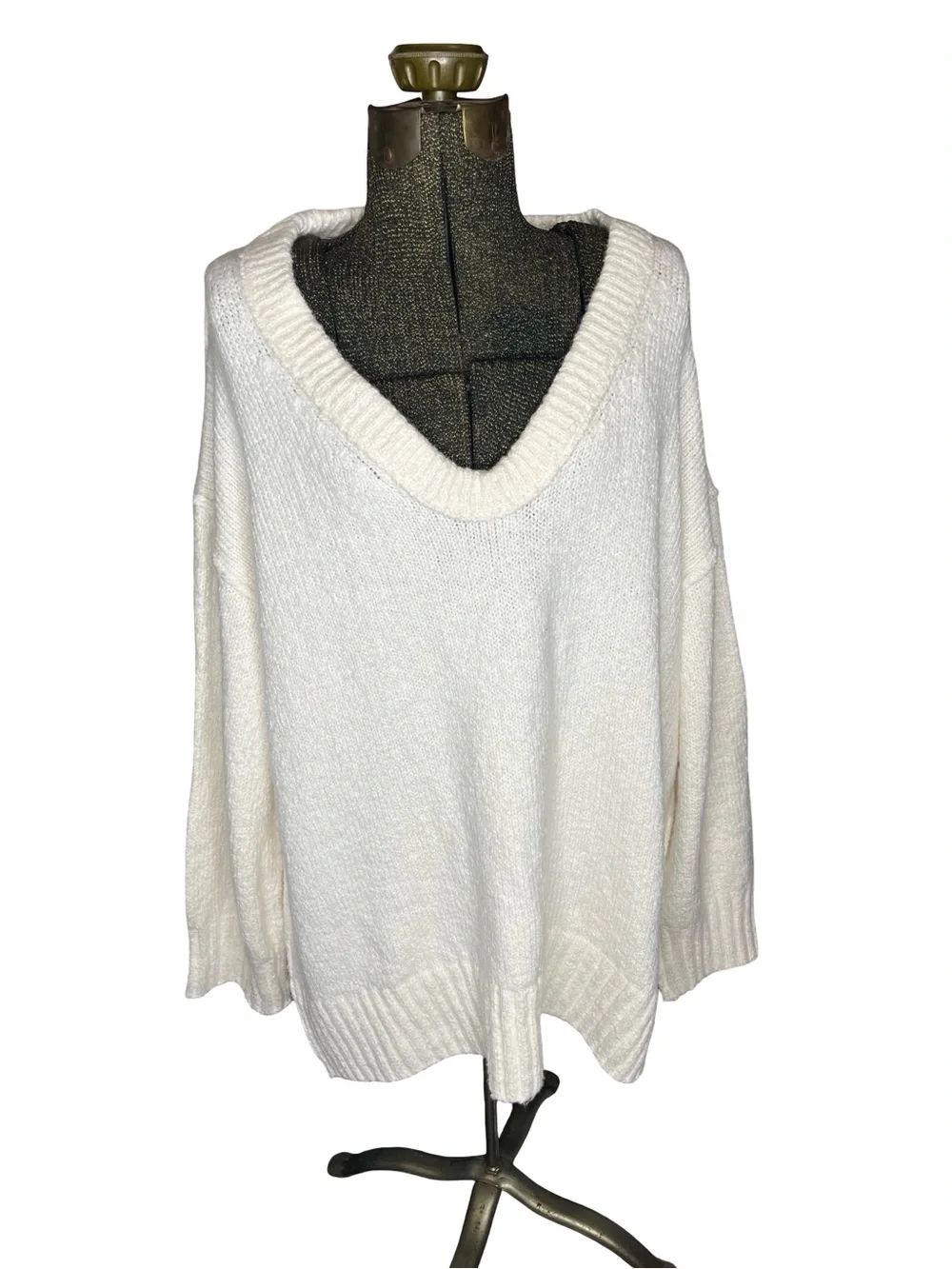 Free People Oversized Cream V Neck Knit Sweater Slouchy Boho Cozy Size Medium - Picture 8 of 8